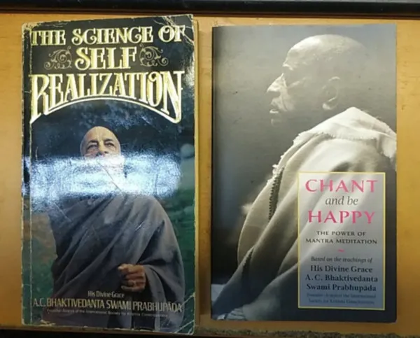 Chant and be Happy: The Power of Mantra Meditation + The Science of Self Realization (2 kötet) Exkluzív ajánlat