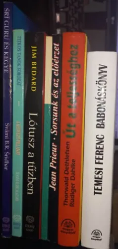 Népszerű Ezotéria könyvcsomag (7 darab) Babonáskönyv, A kedvező pillanat, Gyógyulásunk élményét átadjuk, Lótusz a tűzben, A sorsunk és az előérzet, Út a teljességhez, Srí Guru és kegye