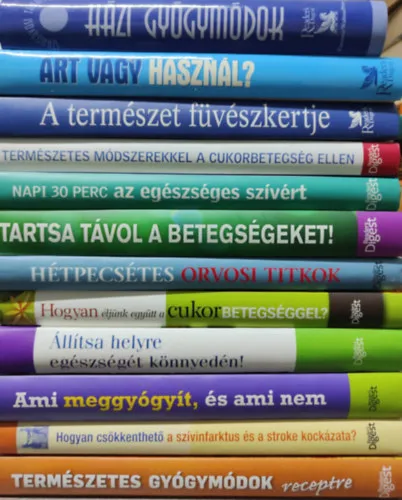 12 db Egészséggel kapcsolatos Reader's Digest könyv Expressz kézbesítés
